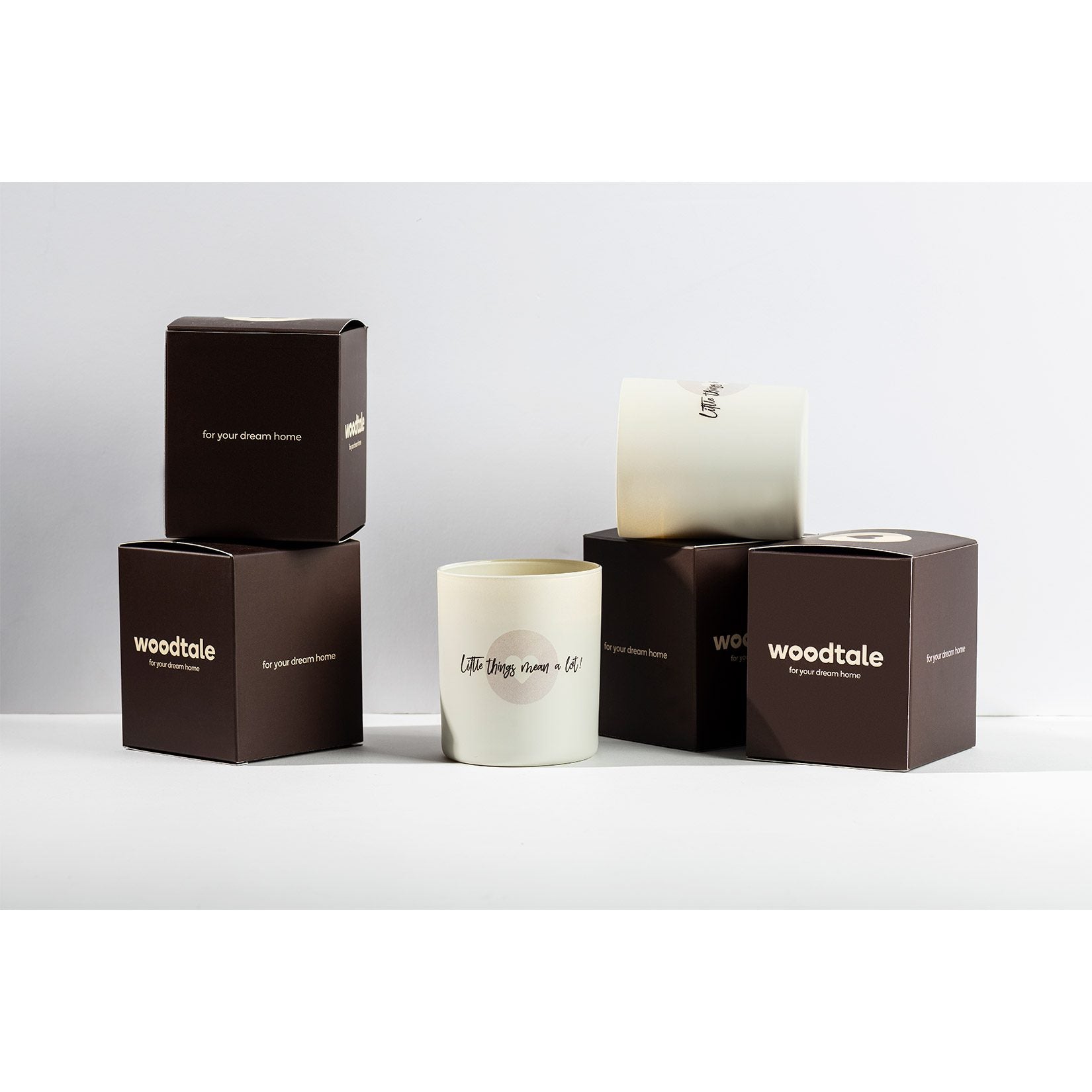 Woodtale scented candle
