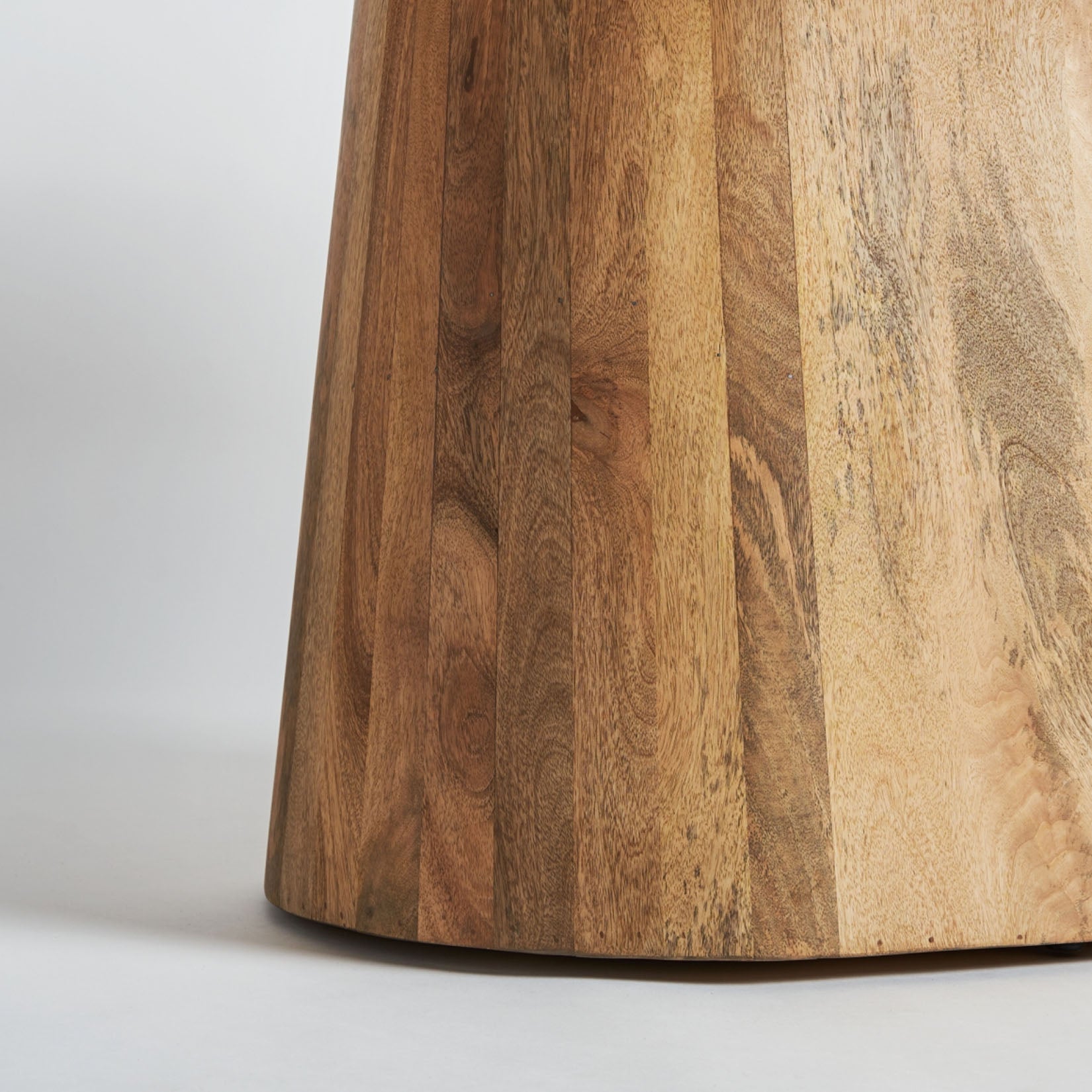 Mersch Dining Table