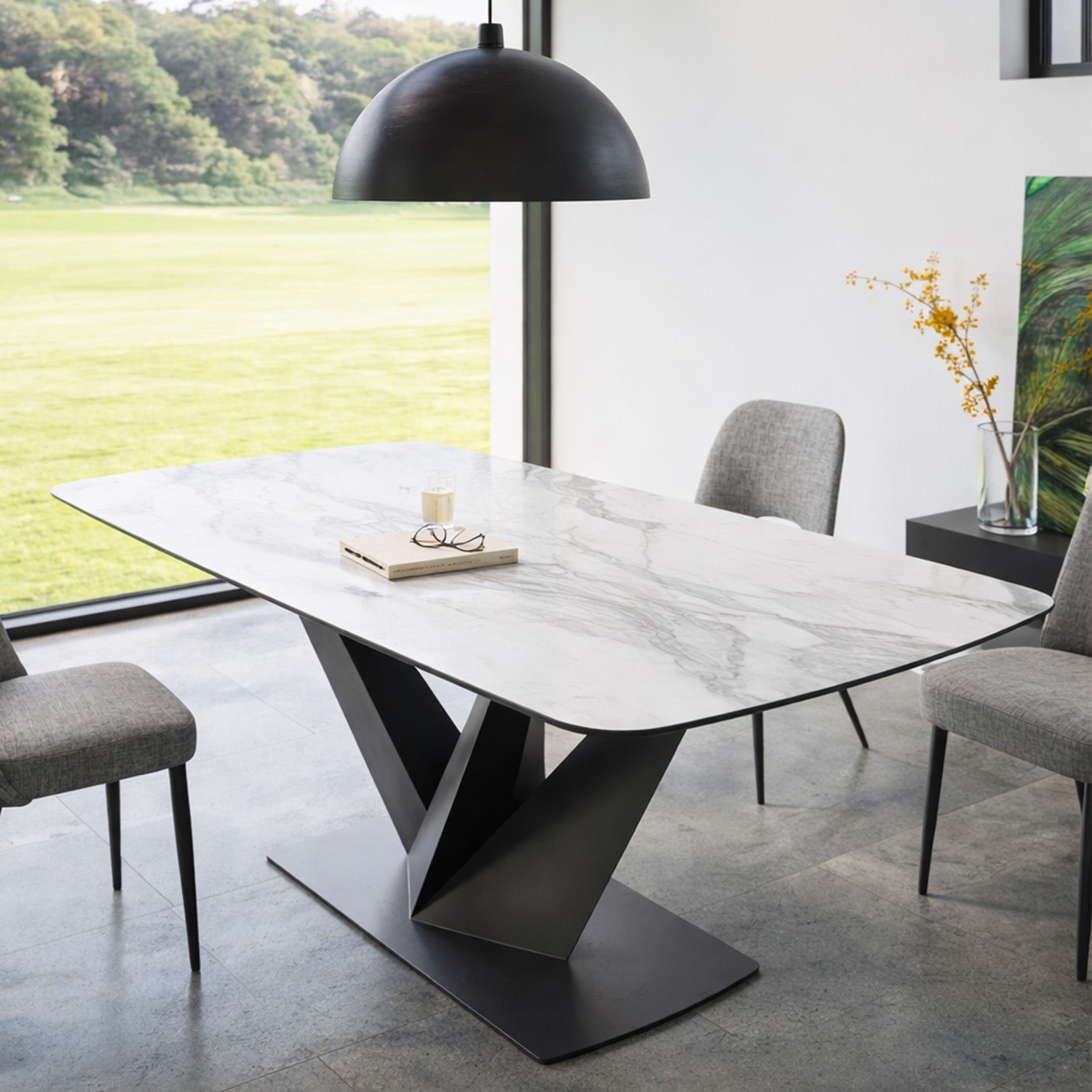 Monza extendable dining table
