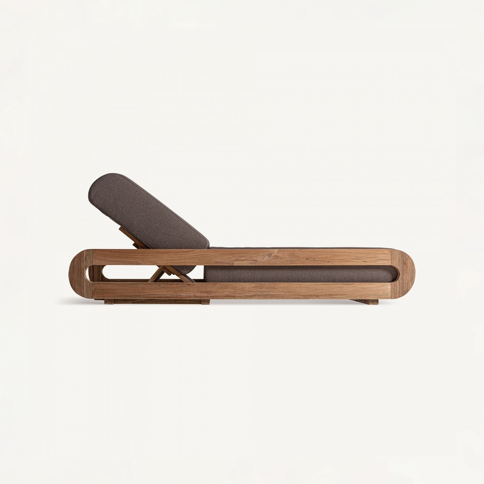 Corba Lounger