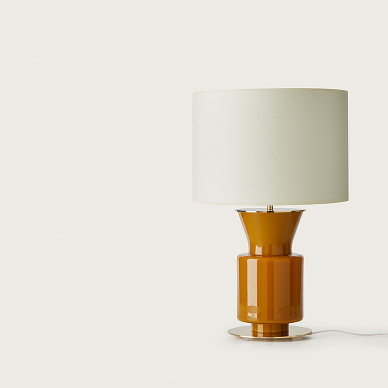 Ponn table lamp