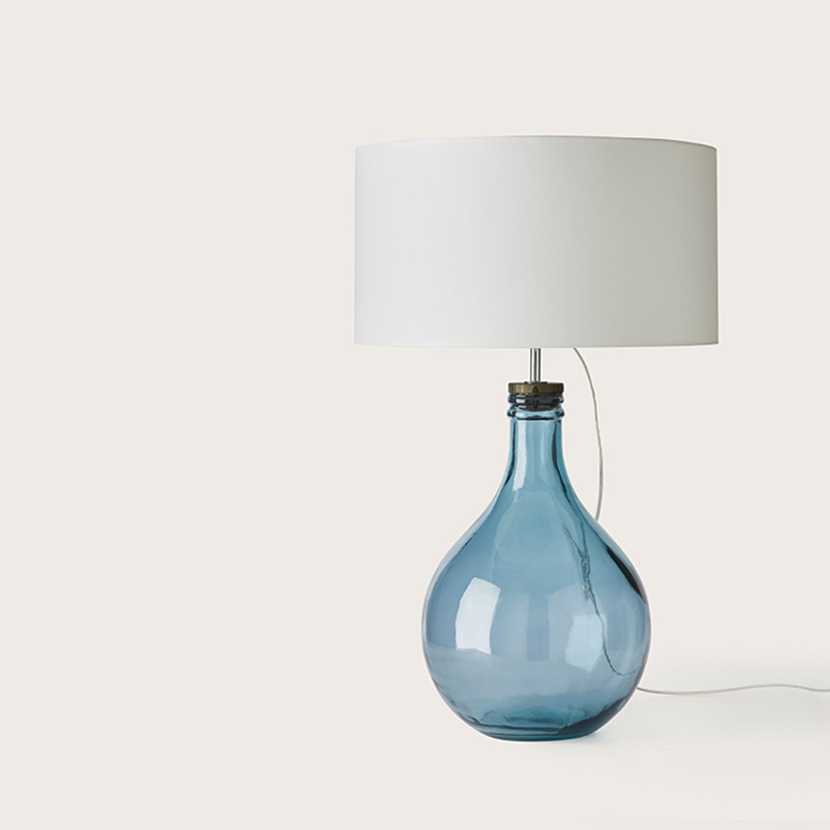 Sam table lamp